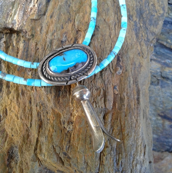 Jewelry - Sterling Silver Vintage Turquoise NECKLACE
